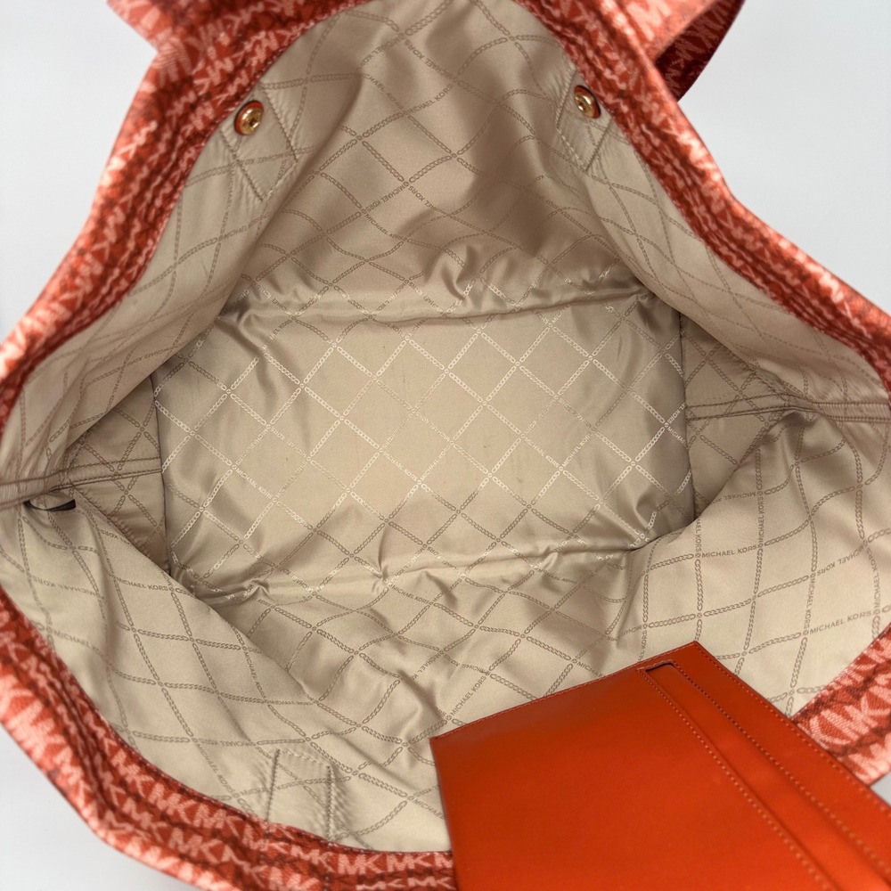 Michael Kors "The Michael" XLarge Animal Print Logo Tote Bag Dark Orange Zebra - Picture 10 of 10